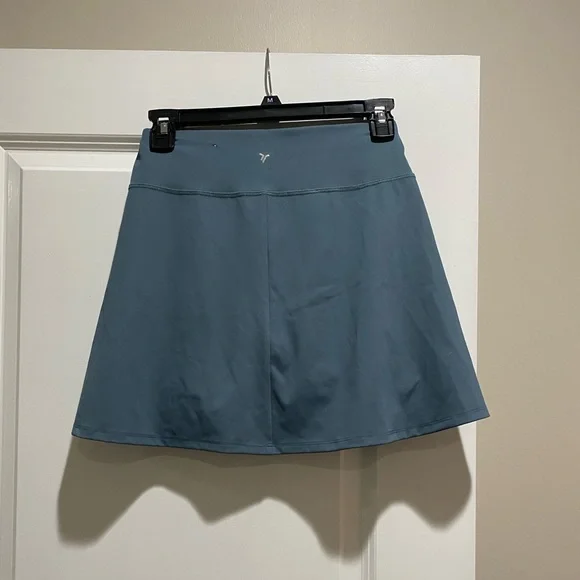 Old Navy Extra-high waist Powersoft Skort - Picture 2 of 3